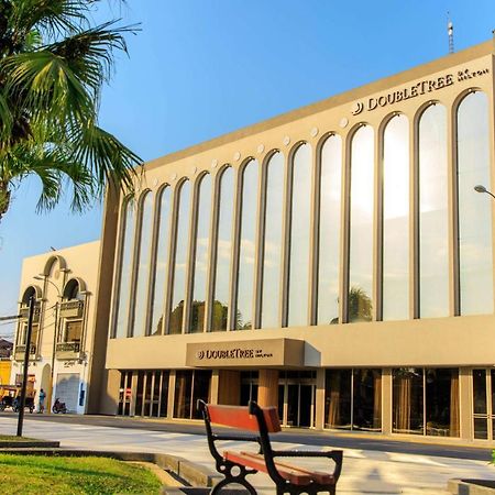 Doubletree By Hilton Iquitos Hotel Exterior foto