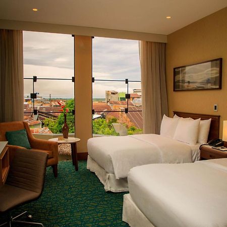 Doubletree By Hilton Iquitos Hotel Exterior foto