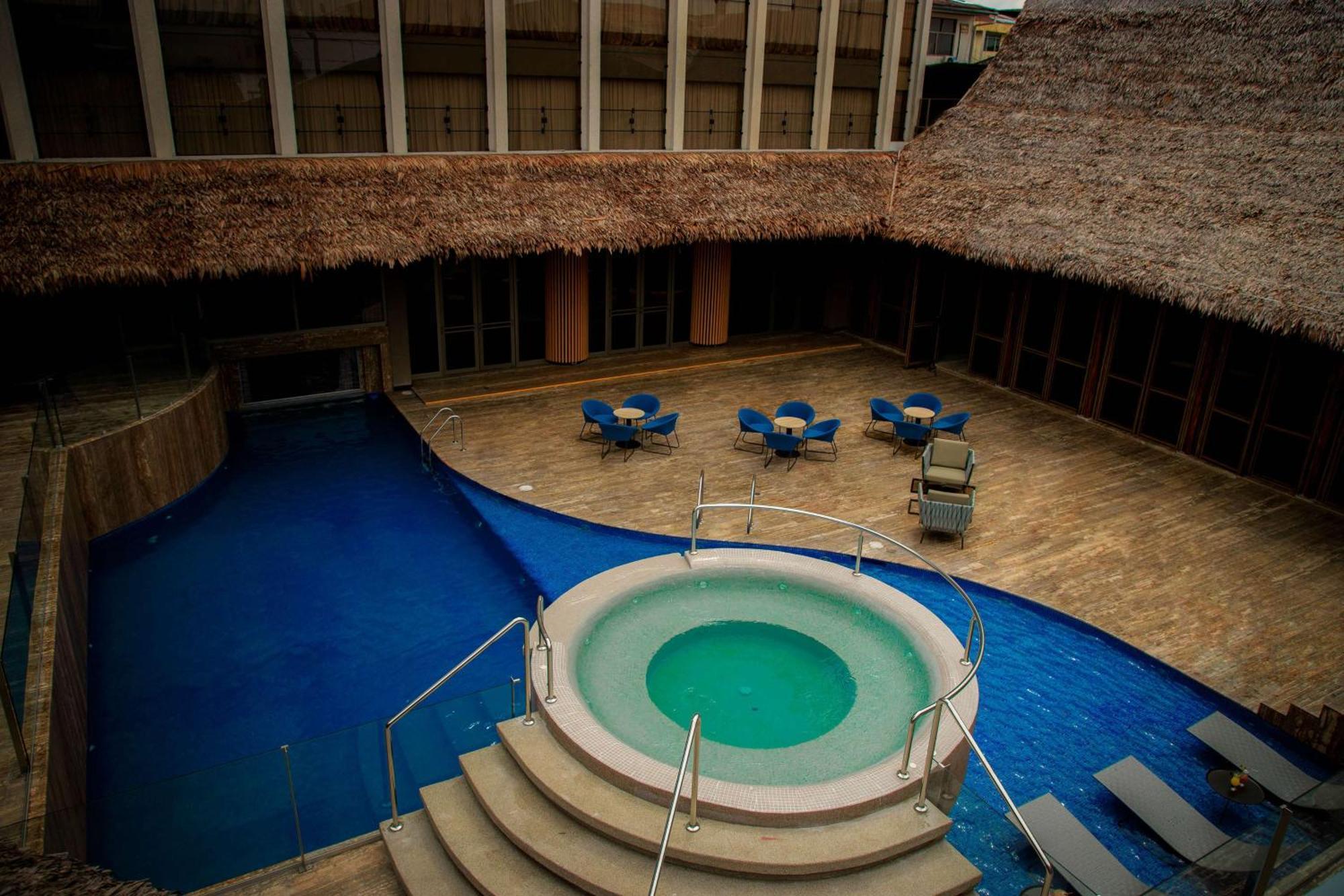 Doubletree By Hilton Iquitos Hotel Exterior foto