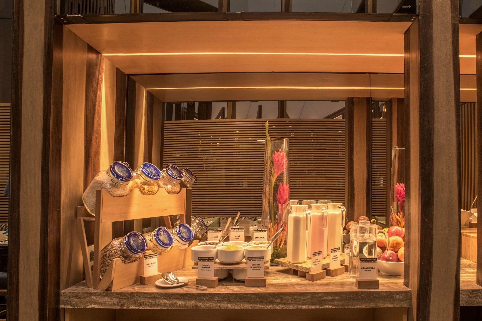 Doubletree By Hilton Iquitos Hotel Exterior foto